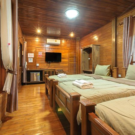 Denchai City Resort เด่นชัยซิตี้ รีสอร์ท Phrae Exterior foto