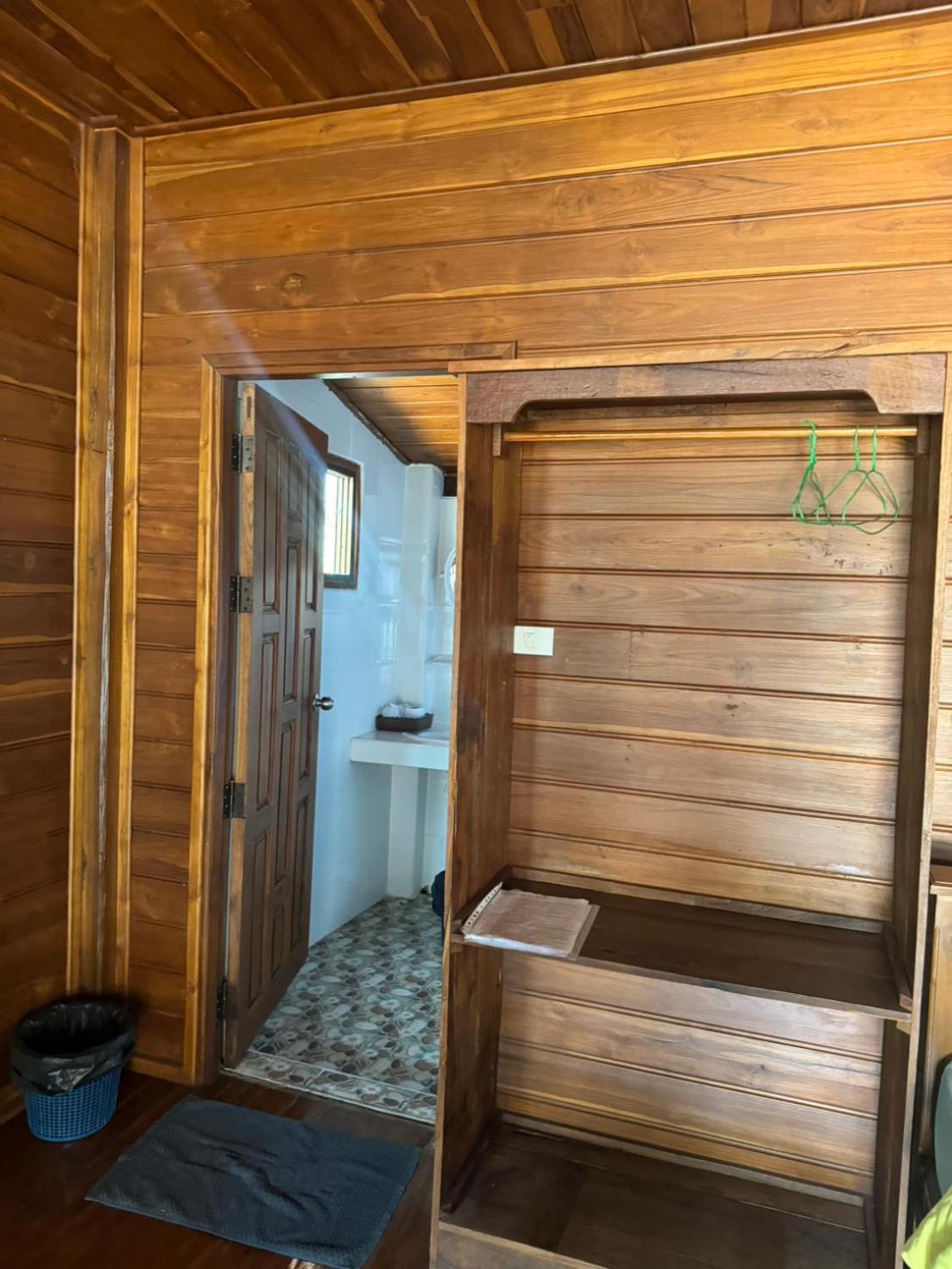 Denchai City Resort เด่นชัยซิตี้ รีสอร์ท Phrae Exterior foto