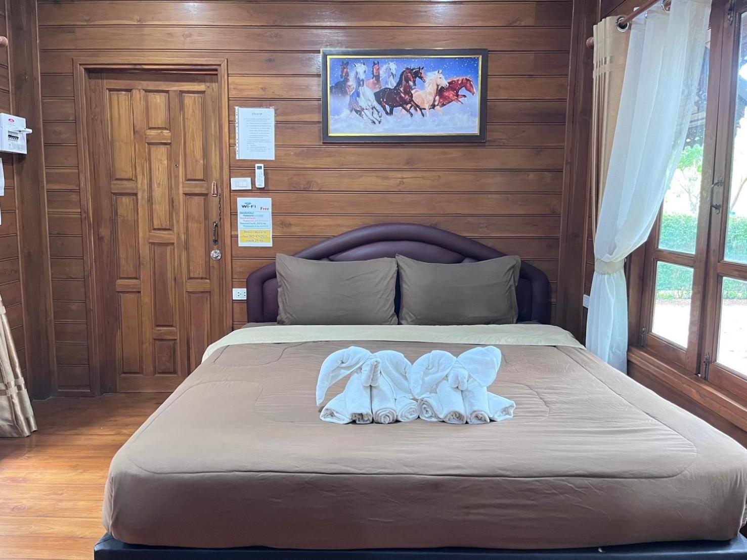 Denchai City Resort เด่นชัยซิตี้ รีสอร์ท Phrae Exterior foto