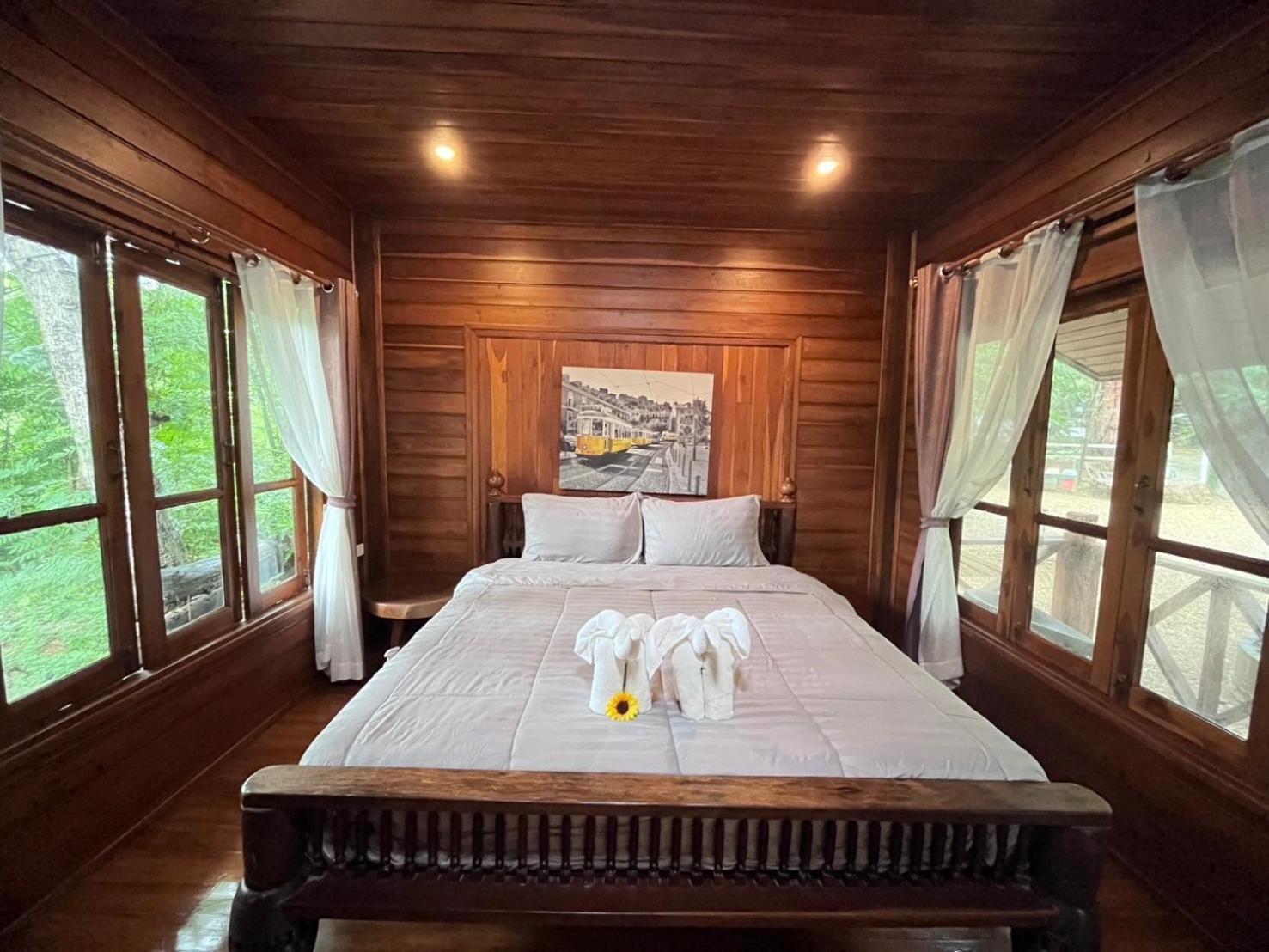 Denchai City Resort เด่นชัยซิตี้ รีสอร์ท Phrae Exterior foto
