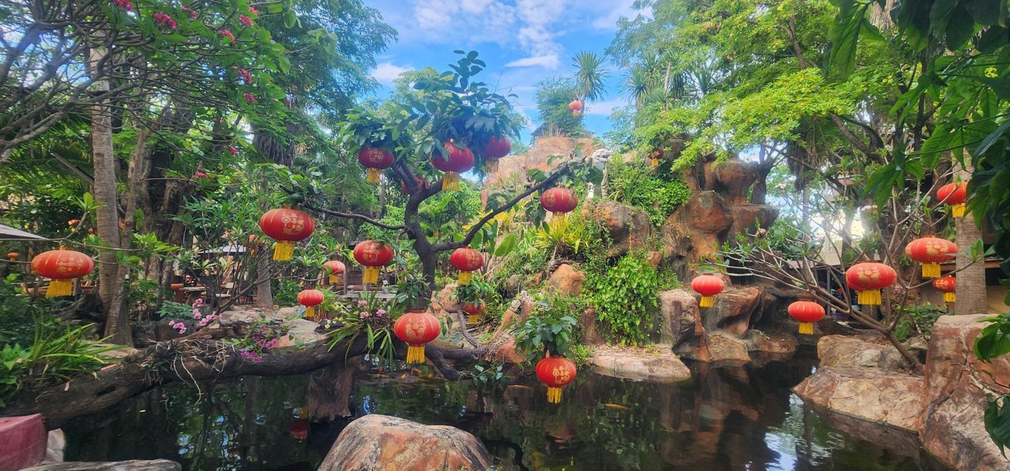 Denchai City Resort เด่นชัยซิตี้ รีสอร์ท Phrae Exterior foto