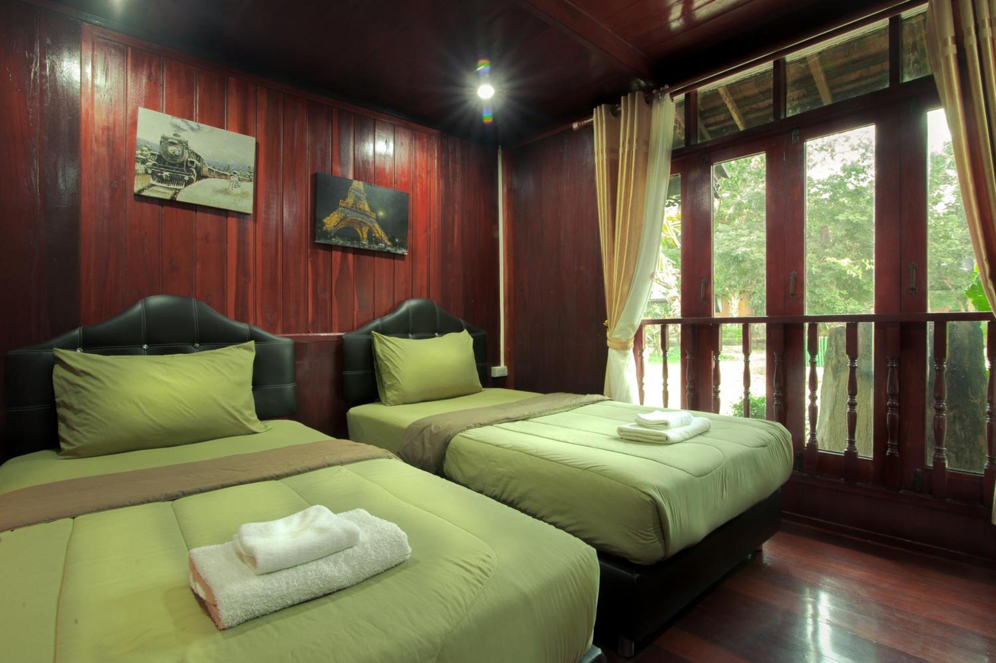 Denchai City Resort เด่นชัยซิตี้ รีสอร์ท Phrae Exterior foto